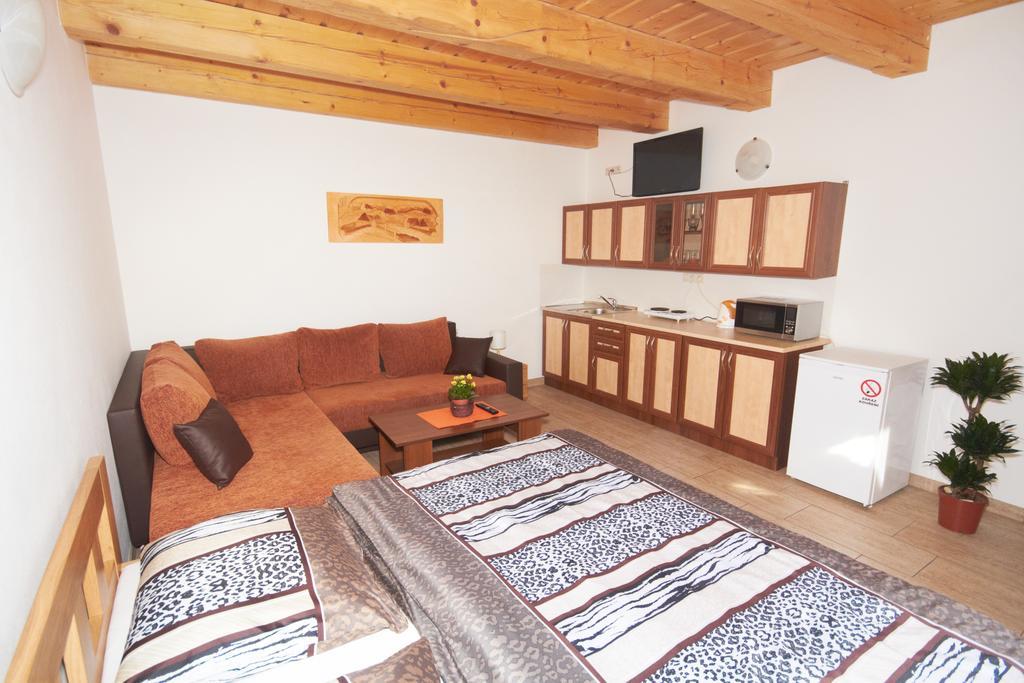 U Haryho Hotel Dolní Bečva Eksteriør billede